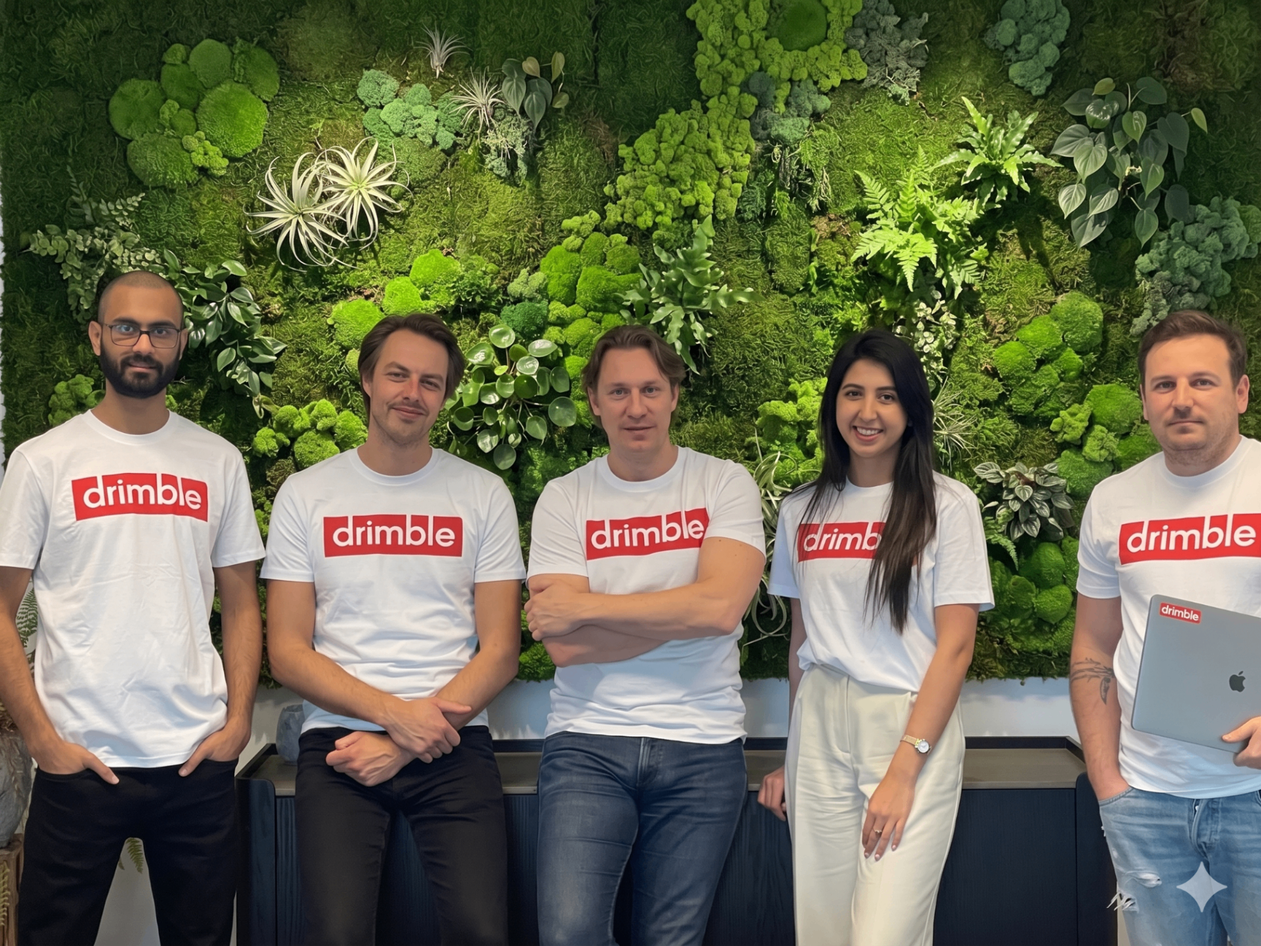 Het team van Drimble voor een groene plantenwand
